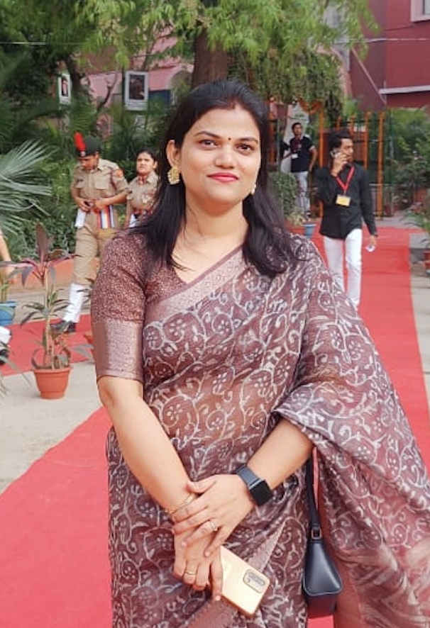 Dr. MANISHA TYAGI