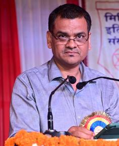 Dr. AJEET KUMAR